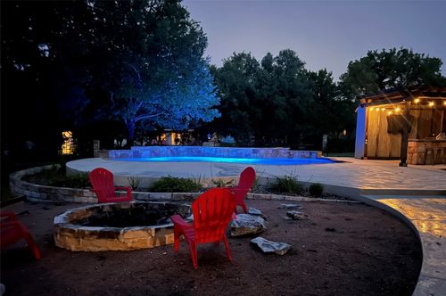 104 Standing Oak Dr, Georgetown, TX, 78633-2041 | Card Image