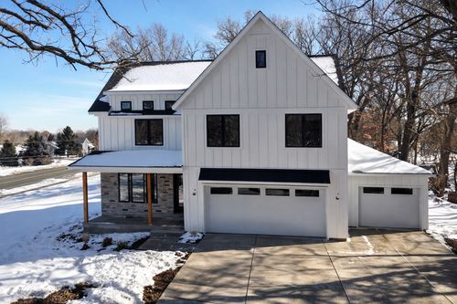 2116 65th St E, Inver Grove Heights, MN, 55077-2544 | Card Image