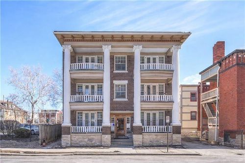 3433 Central St, Kansas City, MO, 64111-2082 | Card Image