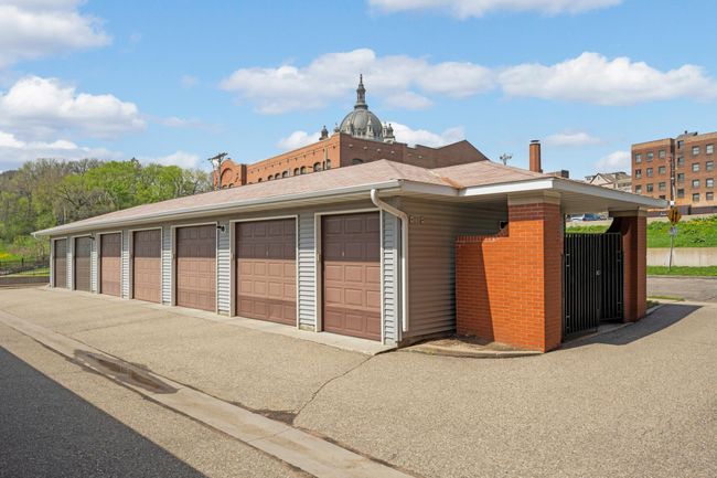 APT-7 - 162 College Ave W, Condo with 2 bedrooms, 1 bathrooms and null parking in Saint Paul MN | Image 34