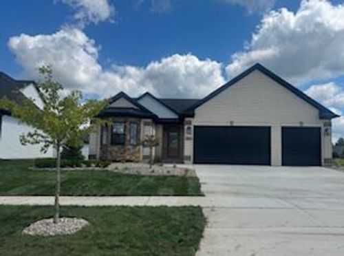 53-5080 Wilshire Dr, Dundee, MI, 48131-1399 | Card Image