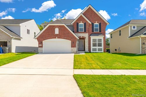 36293 Monroe, Westland, MI, 48186-3502 | Card Image