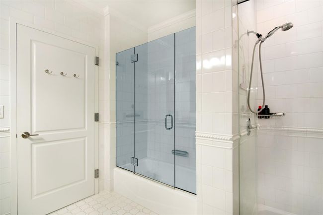 APT-617 - 1 Scarsdale Rd, Condo with 2 bedrooms, 2 bathrooms and 2 parking in Tuckahoe NY | Image 12