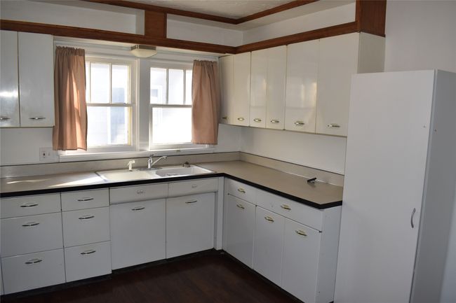 409 S Delaware St, House other with 2 bedrooms, 1 bathrooms and null parking in Conrad MT | Image 11