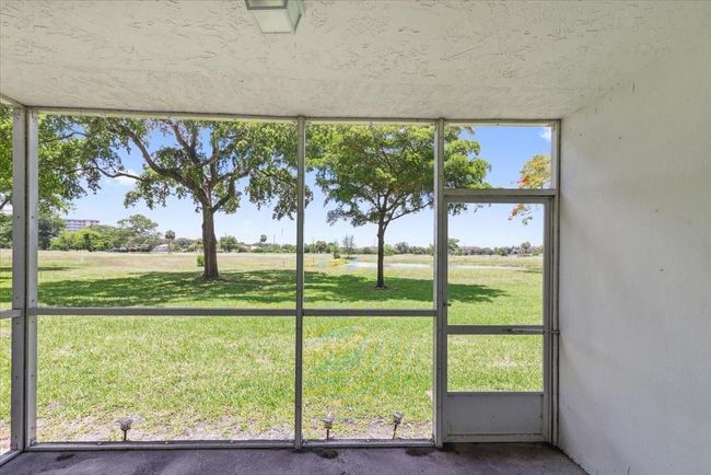 APT-102 - 3080 N Course Dr, Condo with 2 bedrooms, 2 bathrooms and null parking in Pompano Beach FL | Image 16