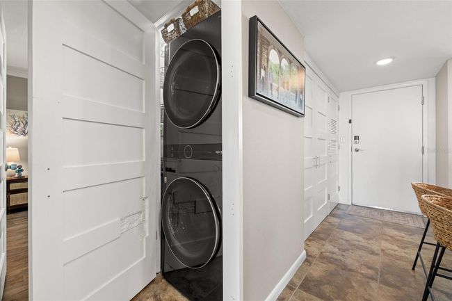 LG full washer and dryer | Image 25