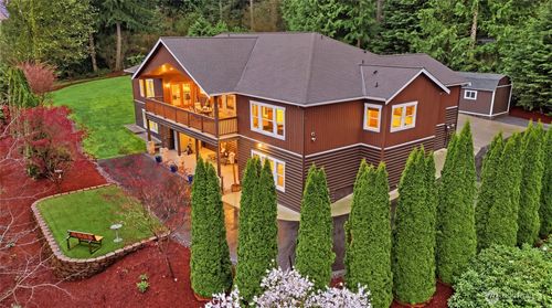 10932 206th St Se, Snohomish, WA, 98296-4925 | Card Image