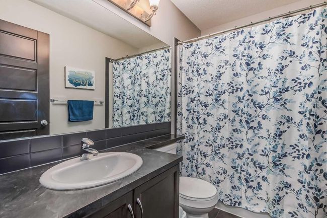 275 Pantego Lane Nw, Home with 3 bedrooms, 2 bathrooms and 2 parking in Calgary AB | Image 16