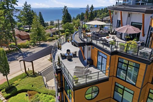418-14855 Thrift Ave, White Rock, BC, V4B2J6 | Card Image
