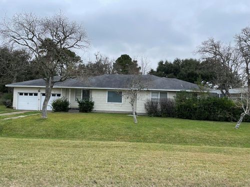 1220 Walnut St, La Marque, TX, 77568-6376 | Card Image