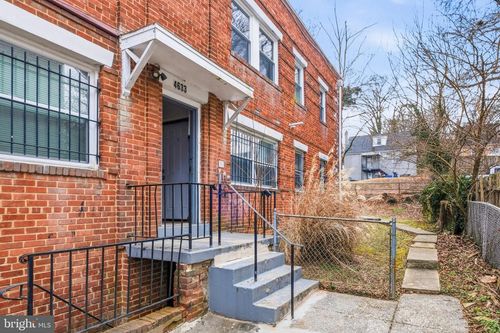 4633 Hillside Rd Se, WASHINGTON, DC, 20019-4960 | Card Image