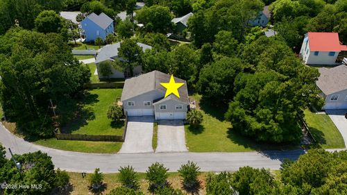 north-305 Osprey Ridge Dr, Emerald Isle, NC, 28594-1823 | Card Image