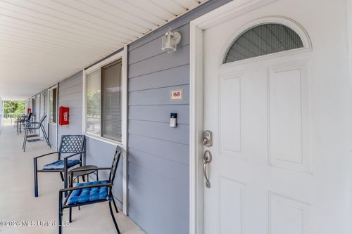 k168-1664 Beach Blvd, Biloxi, MS, 39531-5360 | Card Image
