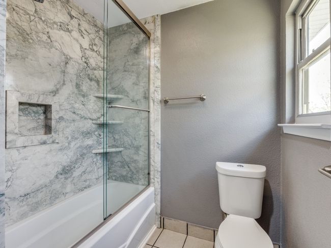 1500 S Stratton St, House other with 3 bedrooms, 3 bathrooms and null parking in Decatur TX | Image 19