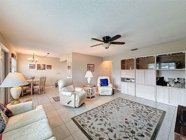 11821 Boynton Ln, Condo with 2 bedrooms, 2 bathrooms and null parking in New Port Richey FL | Image 12