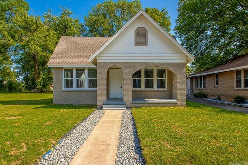 2307 E 2nd St, North Little Rock, AR, 72114-6139 | Card Image