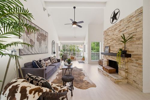 apt-750-2100 Tanglewilde St, Houston, TX, 77063-1270 | Card Image