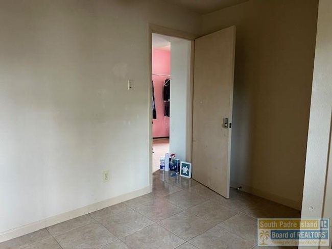 909 N Shore Dr, House other with 3 bedrooms, 2 bathrooms and null parking in Port Isabel TX | Image 4