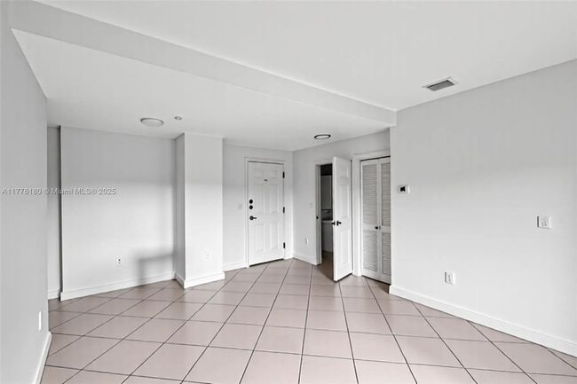APT-305 - 2280 Sw 32 Nd Ave, Condo with 2 bedrooms, 2 bathrooms and null parking in Miami FL | Image 9