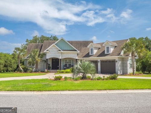 79 Manatee Ct, Waverly, GA, 31565-2262 | Card Image