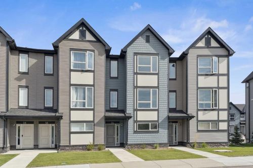 54 Evanscrest Manor Nw, Calgary, AB, T3P2A3 | Card Image