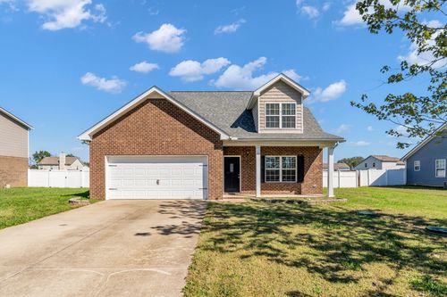 704 Silverhill Dr, Murfreesboro, TN, 37129-3984 | Card Image