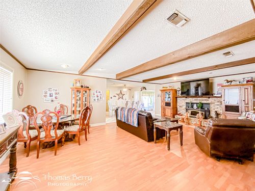 2732 County Road 248, Snyder, TX, 79549-7900 | Card Image