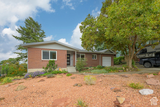 Plateau Dr, Salt Lake City, UT 84109