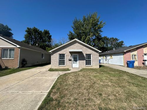 23245 Stewart Ave, Warren, MI, 48089-5719 | Card Image