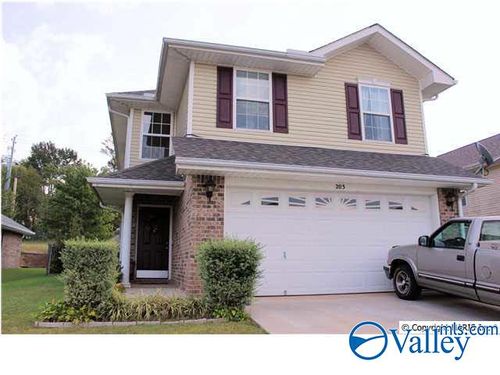 203 Shadow Ct Sw, Huntsville, AL, 35824-2524 | Card Image