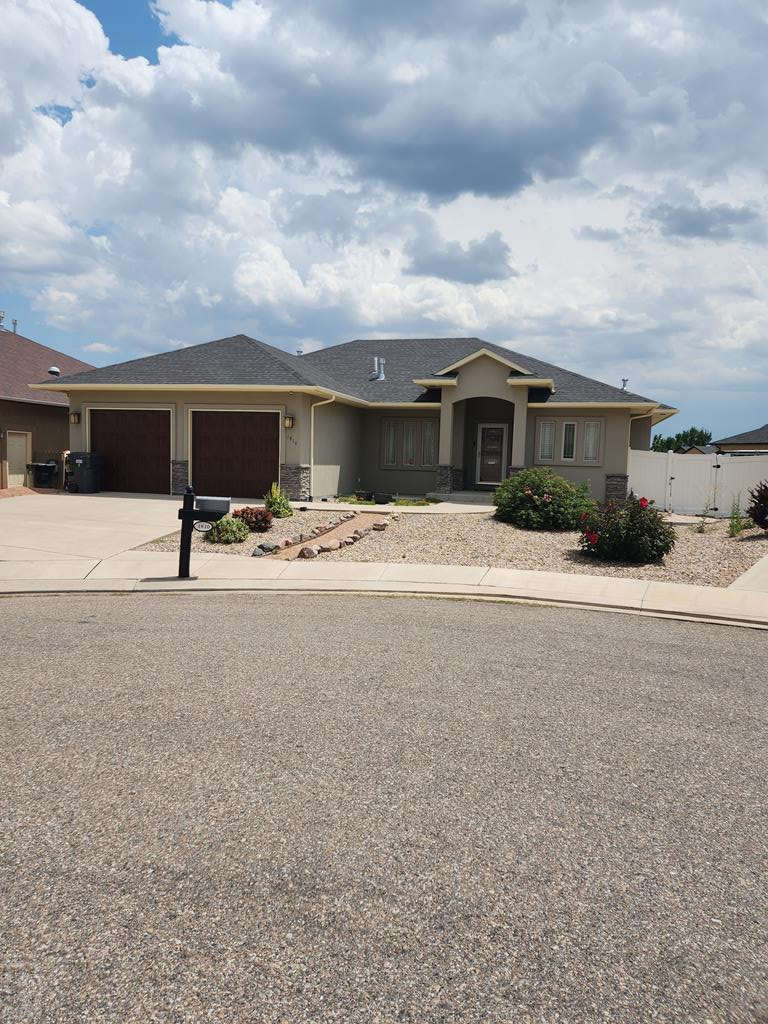 Aquila Dr, Pueblo, CO 81008