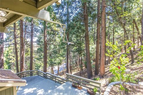 24098 Skyland Dr, Crestline, CA, 92325-9330 | Card Image