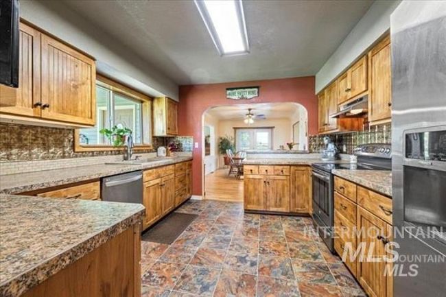 3845 S Powerline Rd, House other with 4 bedrooms, 2 bathrooms and 3 parking in Melba ID | Image 10