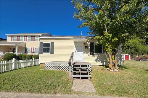 13 Ireland St, Hampton, VA, 23663-2151 | Card Image