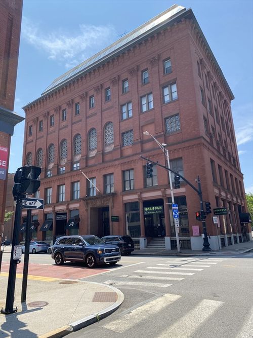 b-127 Dorrance St, Providence, RI, 02903-2828 | Card Image