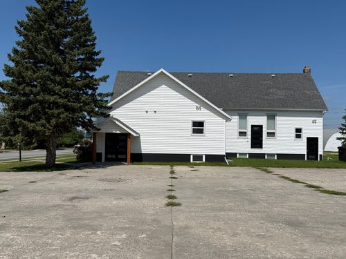 504 Main St S, Karlstad, MN, 56732-4008 | Card Image