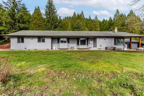 48187 Mcfarland Rd, Oakridge, OR, 97463-9631 | Card Image