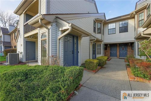 207 Sunshine Ct, Parlin, NJ, 08859-2402 | Card Image