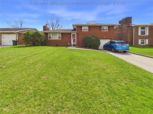 589 Fairwood Rd, Huntington, WV, 25705-2256 | Card Image