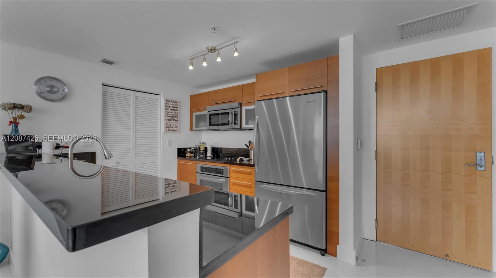 Residential Lease in Miami 4