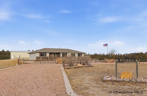 126 Arrowhead Rd, Torrington, WY, 82240-9017 | Card Image