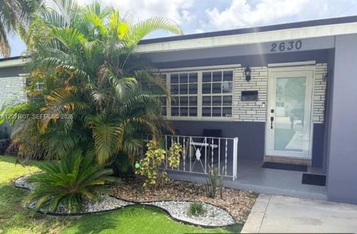 2630 De Soto Dr, Miramar, FL, 33023-4751 | Card Image