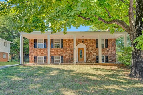 736 Finney Dr, Vinton, VA, 24179 | Card Image
