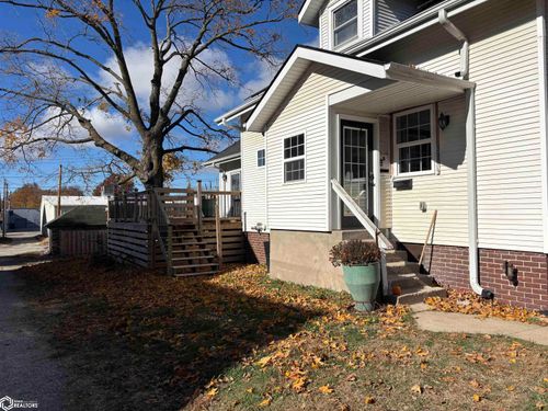 314 N Jefferson St, Sigourney, IA, 52591-1508 | Card Image