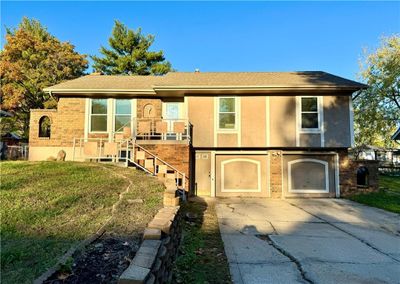 7506 Nw 76th Terrace, House other with 3 bedrooms, 2 bathrooms and null parking in Kansas City MO | Image 1