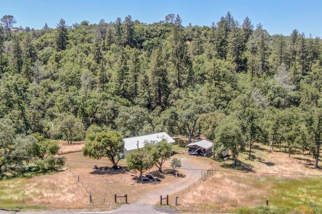 1950 Appaloosa Way, House other with 4 bedrooms, 2 bathrooms and null parking in Angels Camp CA | Image 52