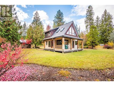 1428 Nighthawk Dr, House other with 2 bedrooms, 2 bathrooms and null parking in Castlegar BC | Image 1