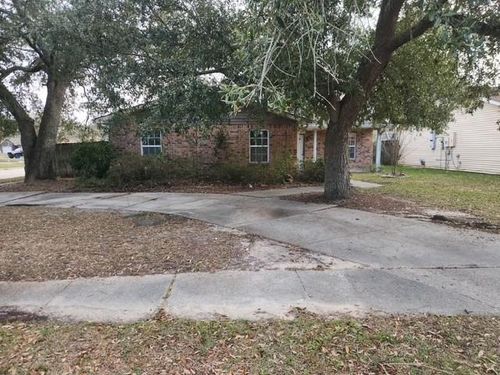 1420 Admiral Nelson Dr, Slidell, LA, 70461-4504 | Card Image