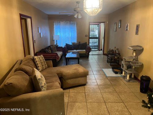 1017 Ashton St, Jacksonville, FL, 32208-3500 | Card Image