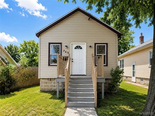 745 19th St, Niagara Falls, NY, 14301-2241 | Card Image